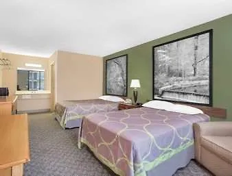 Super 8 La Grange-3