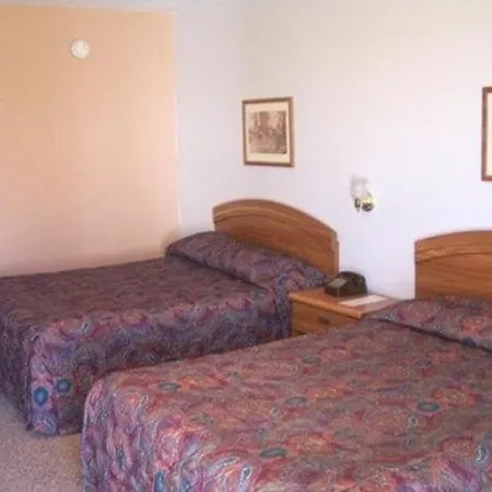 Budget Deluxe Motel-2