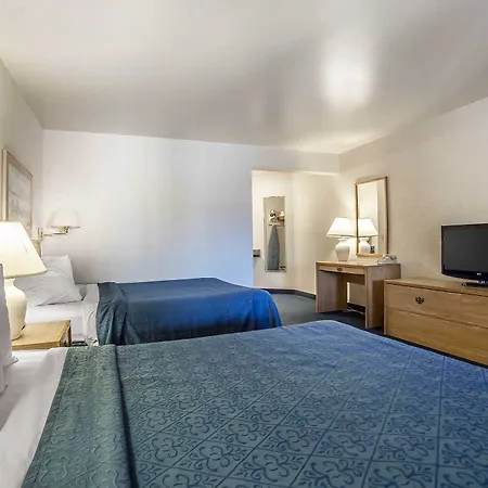 Quality Inn-3