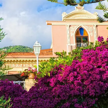 Romantic Hotel & Restaurant Villa Cheta Elite-2