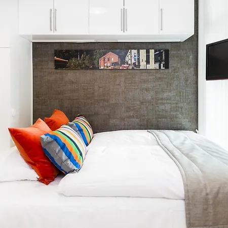 Akers Have Apartments-3