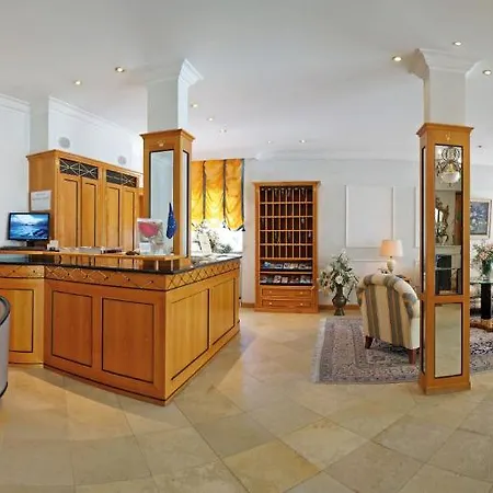 Hotel Sacher-Stoiber-3