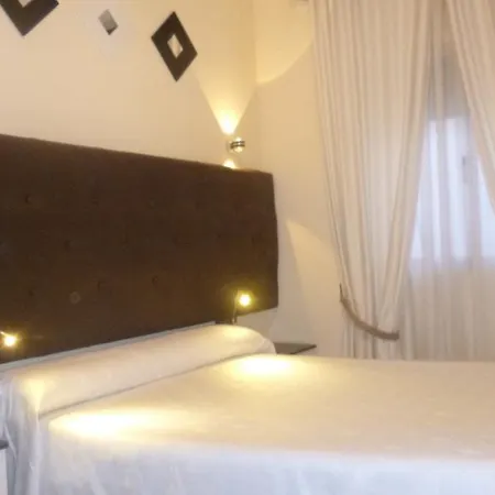 Hostal Cerezo-3