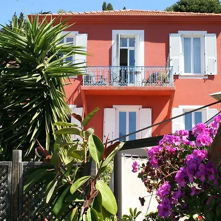 Hôtel La Villa Patricia - Charme et Tradition-3