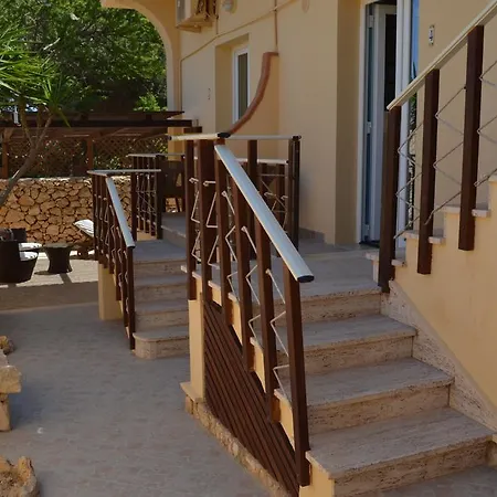 Le Anfore Hotel - Lampedusa-3