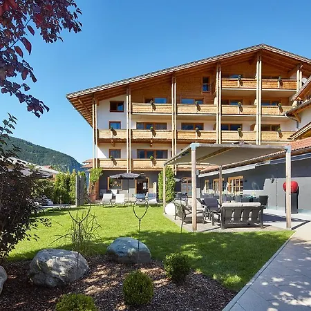 Der Gruene Baum Mountain Boutique Hotel-3