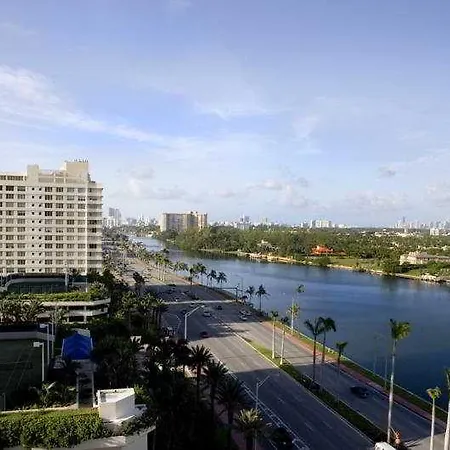 Miami Beach Resort & Spa-2