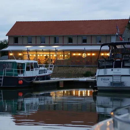Le Port de Decize-2
