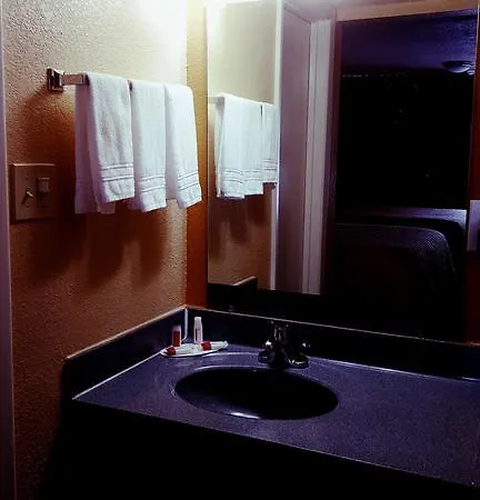 Rodeway Inn Concord - Kannapolis-2