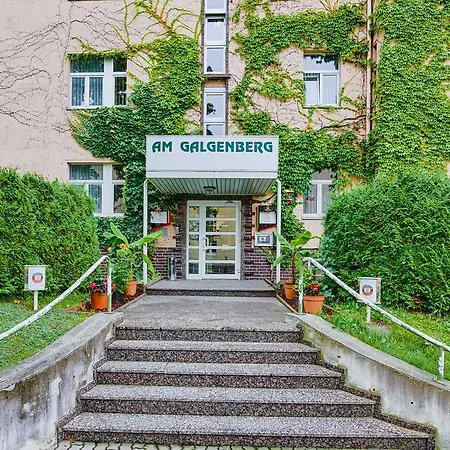 Hotel Am Galgenberg-2