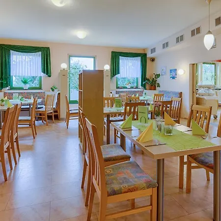Hotel Am Galgenberg-3