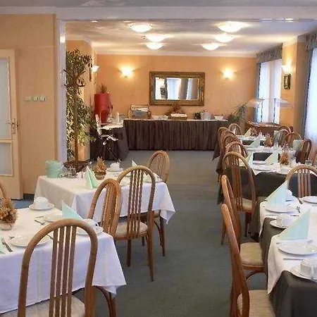 Burg Hotel-2