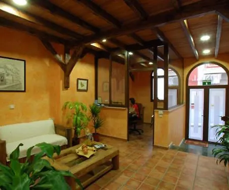 Hostal el Puente-3
