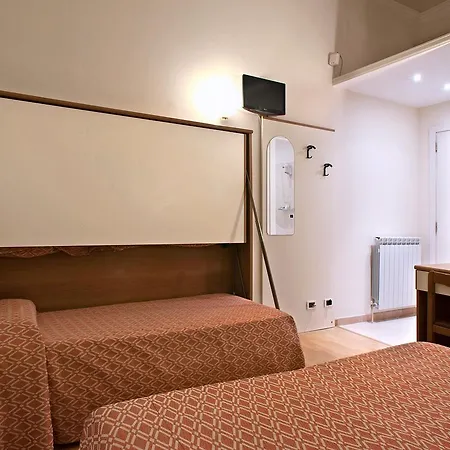 Via Marsaglia Rooms-2