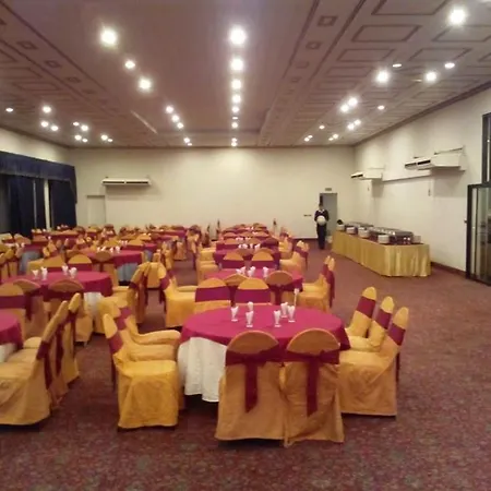 Dreamland Hotel-2