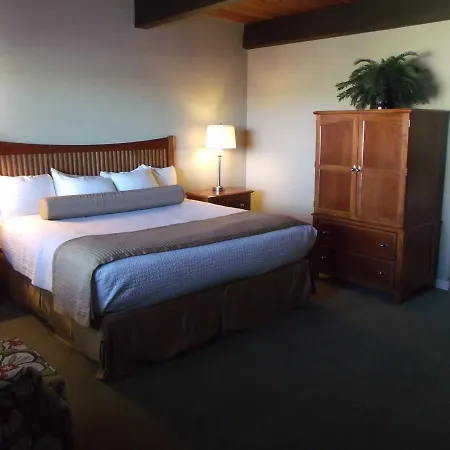 Econo Lodge Inn & Suites Vernal Near Dinosaur Monument-3