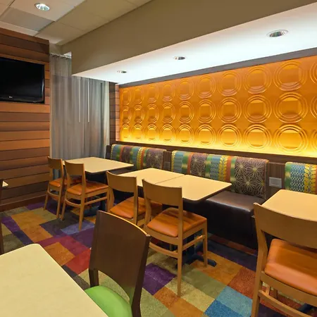 Fairfield Inn & Suites Denver Cherry Creek-2