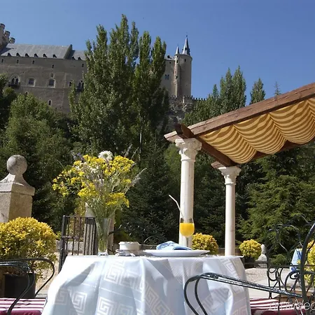 Hotel Alcazar-3