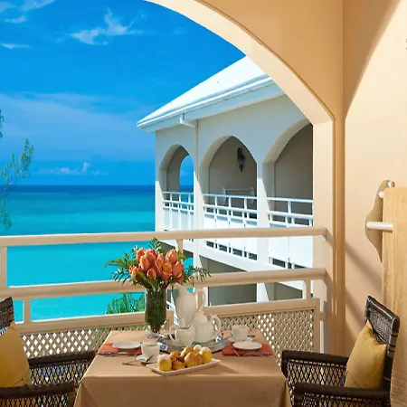 Sandals Inn All Inclusive - Couples Only (Adults Only)-3