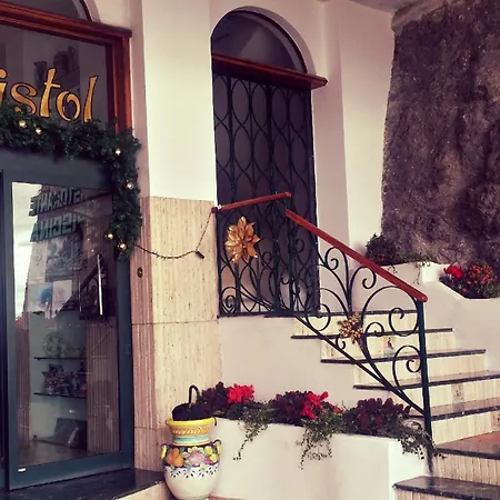 Hotel Bristol-2