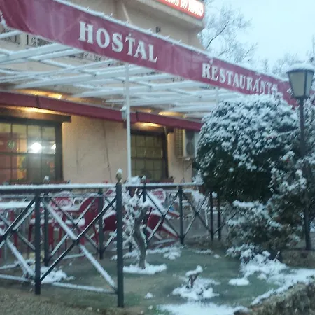 Hostal Restaurante Los Bronces-2