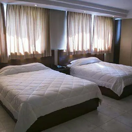 Hotel Roma Plaza-3