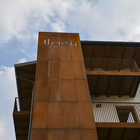 Theresia-3