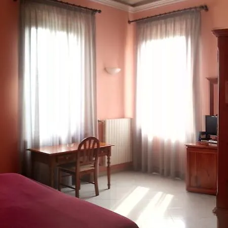 Hotel Villa Regina-3