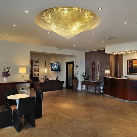Hotel Bridge-2