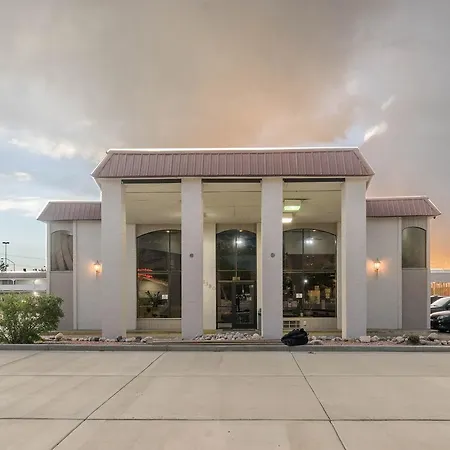 Little Suites Provo Extended Stay-2