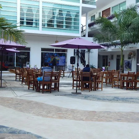 Hotel Rockaway-3