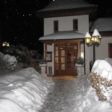 Waldcafe Hotel Restaurant-2