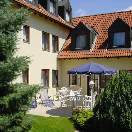Hotel Garni Vierjahreszeiten-2
