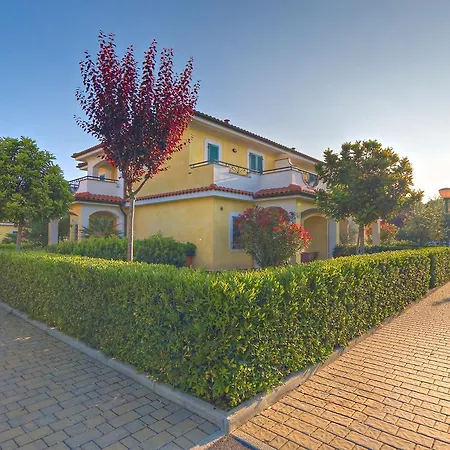 Residence I Giardini Del Conero-2