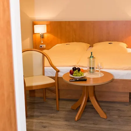 Hotel Restaurant Lütkebohmert-3