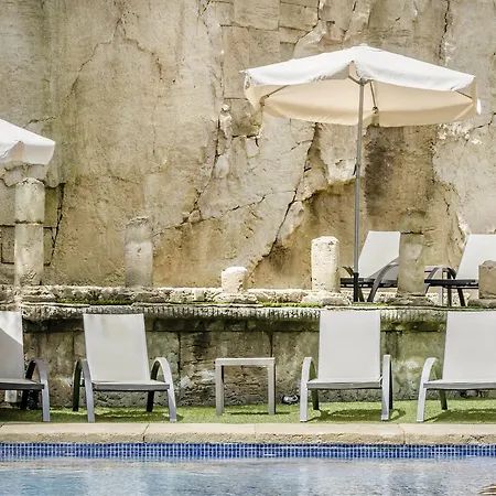 Exe Cunit Suites & Spa-2