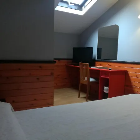 Hotel City House Las Lomas-3