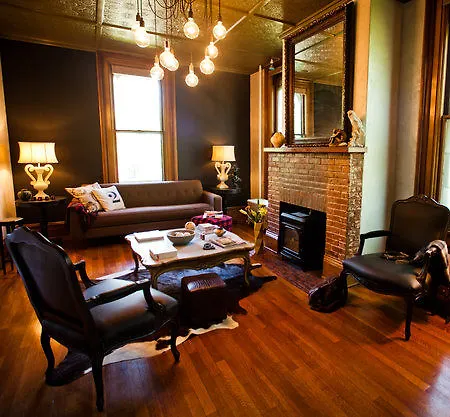 Made Inn Vermont An Urban-Chic Boutique Bed And Breakfast-2