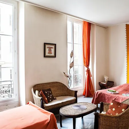 Nice Riviera Sweet Home Chambres d'hotes-2
