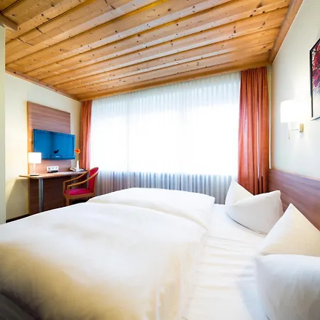 Hotel Nürnberger Trichter-3