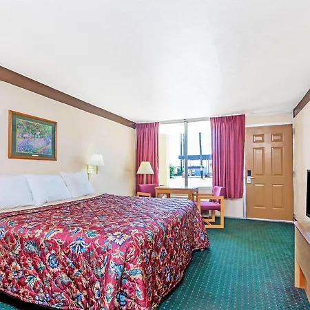 Days Inn Mcdonough-3