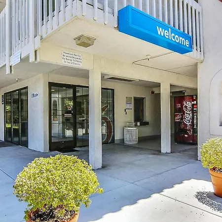 Motel 6 -Carpinteria, Ca - Santa Barbara - South-3