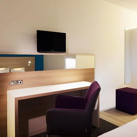 University Hotel-3