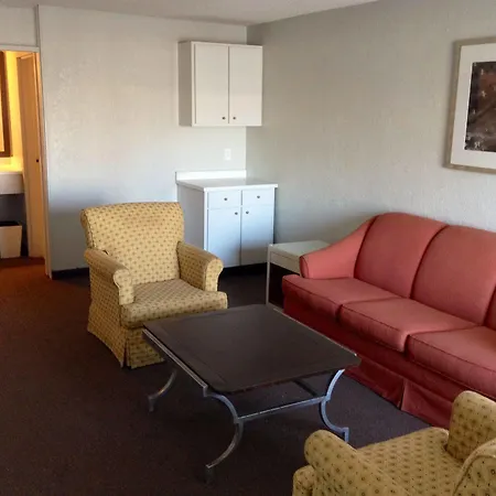 Country Hearth Inn And Suites Paducah-3
