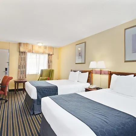 Days Inn By Wyndham Towson-3
