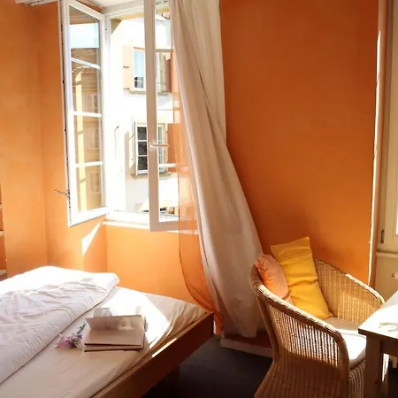 Le Café-Hôtel de L'Aubier-3