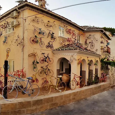 La Casa De Las Bicicletas-2
