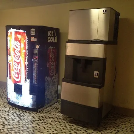 Rodeway Inn & Suites-3