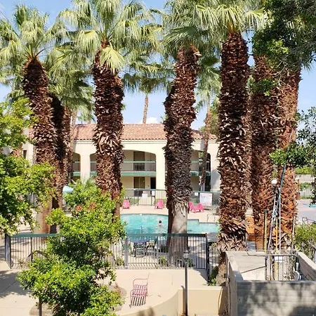 Ivy Palm Resort And Spa-2