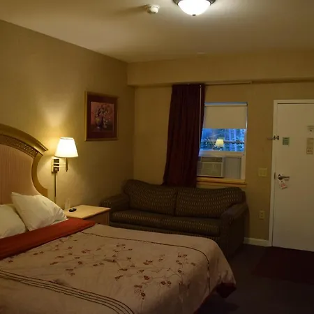Hillside Inn-2